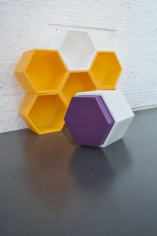 Honey pouf