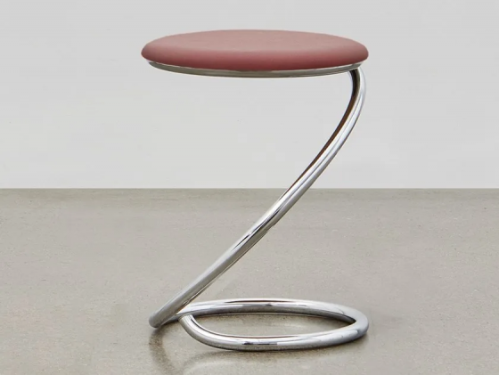 Ph snake stool