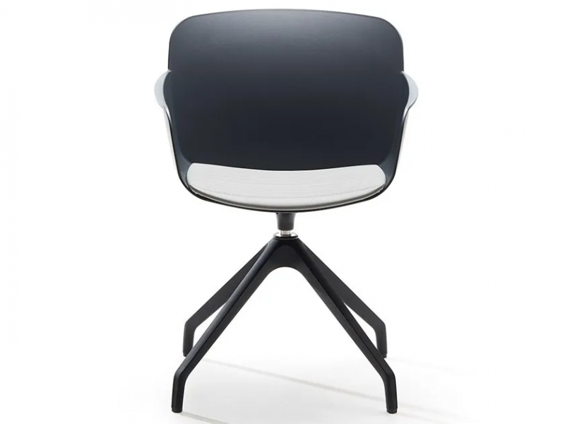 Libera armchair