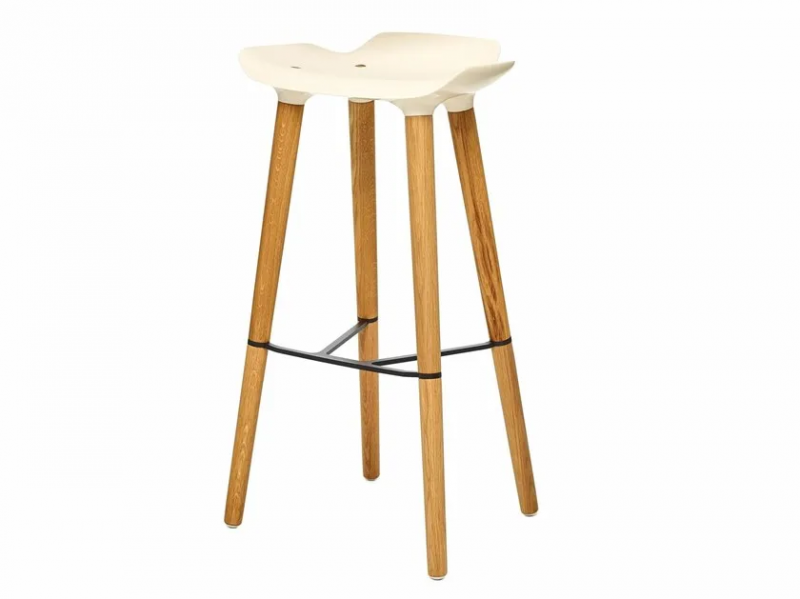 Pilot bar stool