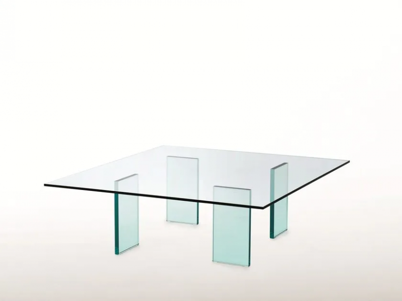 Glass table (1976)