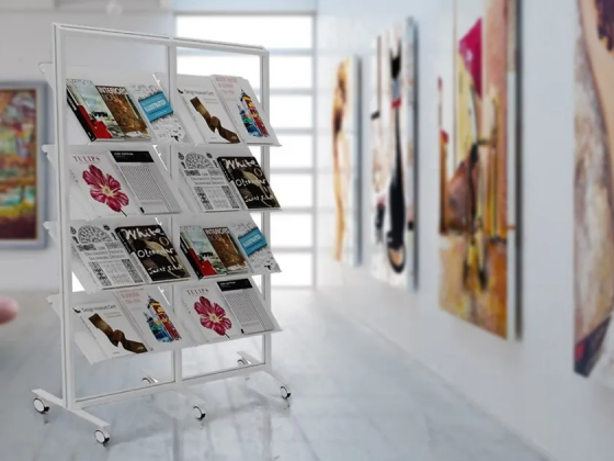 Floor display with shelves