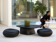 Moma air pouf