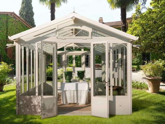 Dining room conservatory