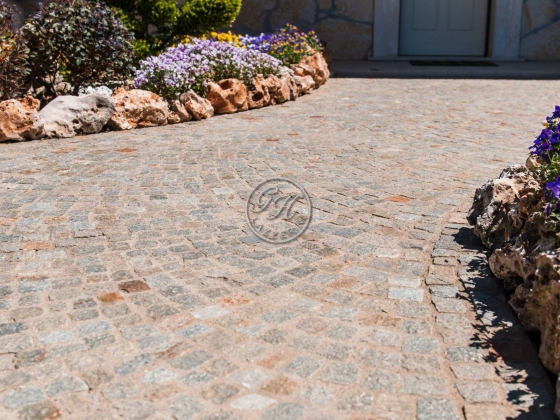 Natural stone garden paths 3