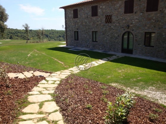 Natural stone garden paths 6