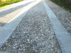 Natural stone garden paths 9