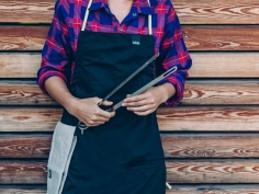 Barbecue apron