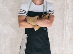 Barbecue apron