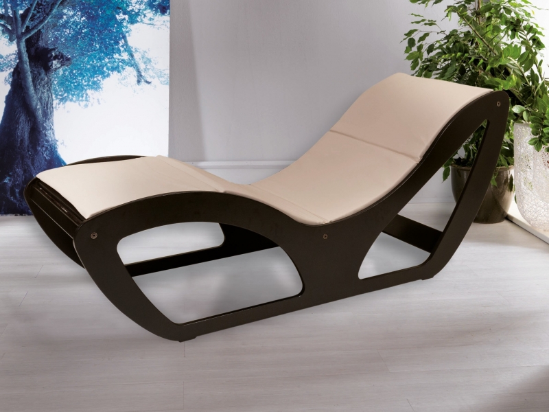 Chaise longue