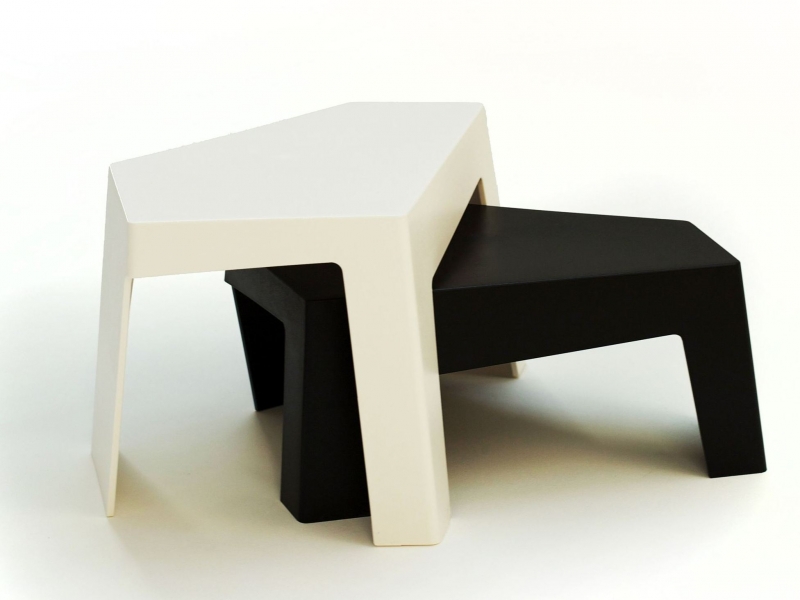 Maze side table