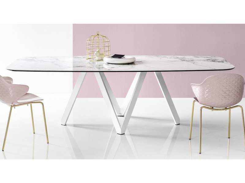 Стол овальный CARTESIO фабрики CALLIGARIS