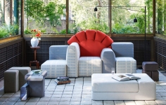 Столик боковой SOFT CORNERS фабрики CASSINA