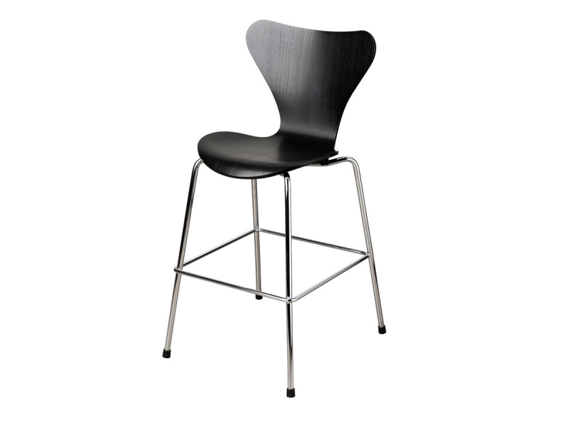 Стул барный SERIES 7 3187 фабрики FRITZ HANSEN