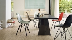 Стул с подлокотниками Eames Fiberglass фабрики Vitra