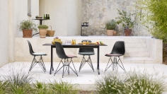 Стул с подлокотниками Eames Fiberglass фабрики Vitra