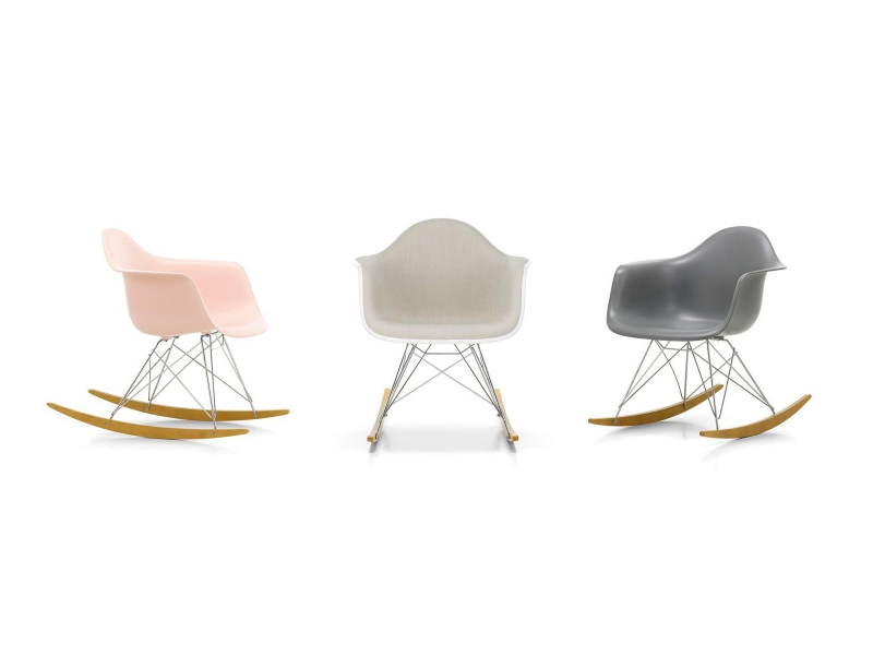 Стул с подлокотниками Eames Fiberglass фабрики Vitra