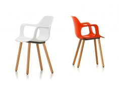 Стул с подлокотниками Eames Fiberglass фабрики Vitra