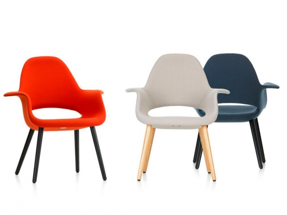 Стул с подлокотниками Eames Fiberglass фабрики Vitra