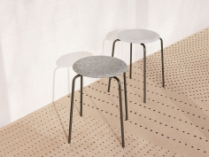 Табуретка DOT фабрики FRITZ HANSEN